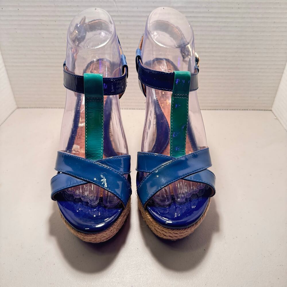 Sofft Pedra Leather T-Strap Rope Wedge Sandals in blue multi patent leather sz 8